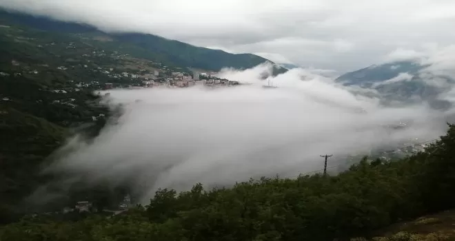 Artvin’de  etkili olan sis görsel şölen oluşturdu

