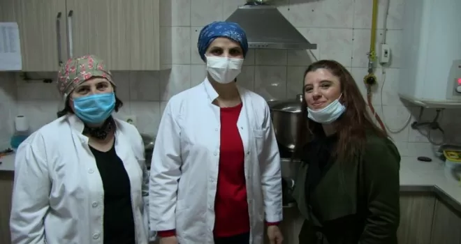 Artvin’de gönülleri ısıtan sıcak ikram
