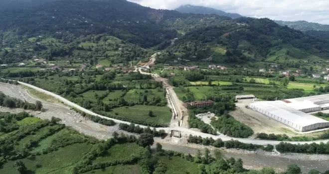 Artvin’de taşkın koruma çalışmaları sürüyor
