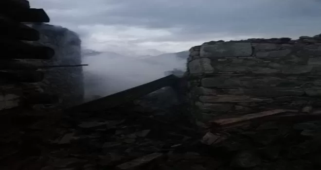 Artvin’in Yusufeli ilçesi Yaylalar köyünde yangın
