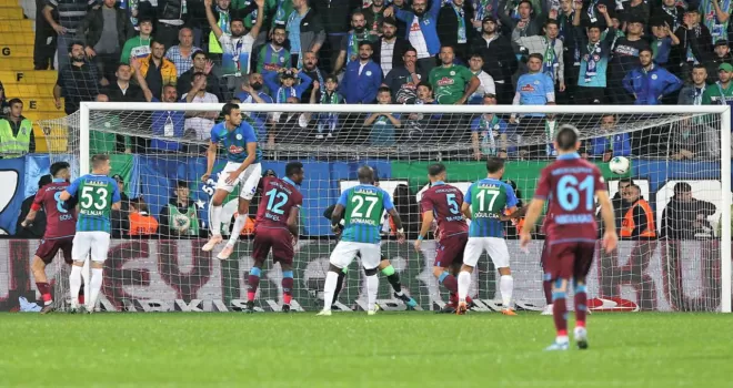 Karadeniz derbisinde Trabzonspor önde