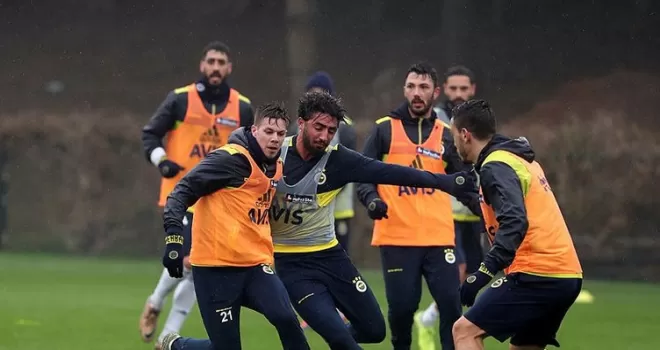 Galatasaray, Fenerbahçe derbisi hazırlıklarına devam etti