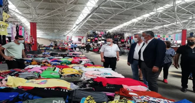 Ataşehir’de kapalı pazar yeri hizmete açıldı
