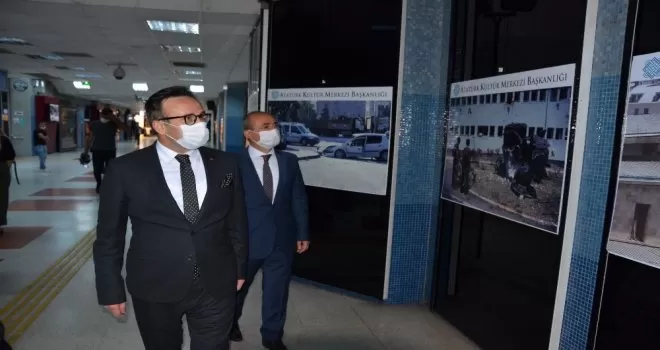 Atatürk Kültür Merkezi Başkanlığından 15 Temmuz konulu fotoğraf sergisi

