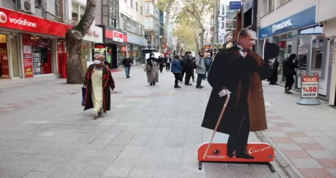 Atatürk sevgisi Kartal’ı sardı
