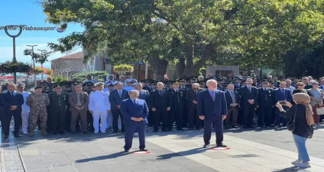 Atatürk'ün Trabzon'a gelişinin 98. yıl dönümü Meydan Parkında kutlandı!
