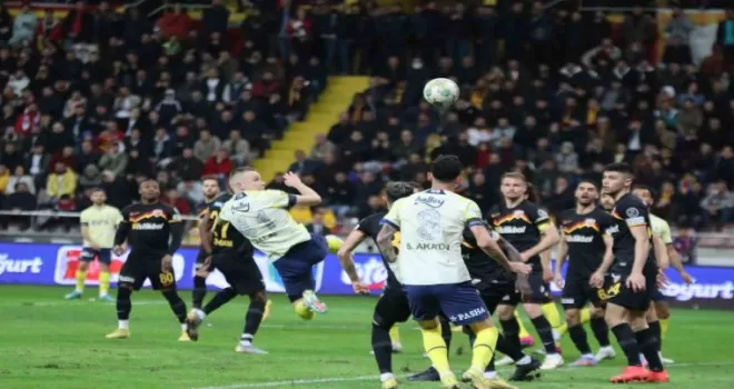 Attila Szalai cezalı duruma düştü
