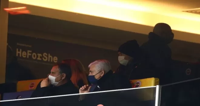 Attila Szalai Kadıköy’de
