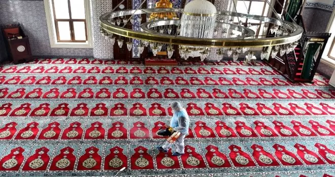 Avcılar’da camiler ibadete hazır
