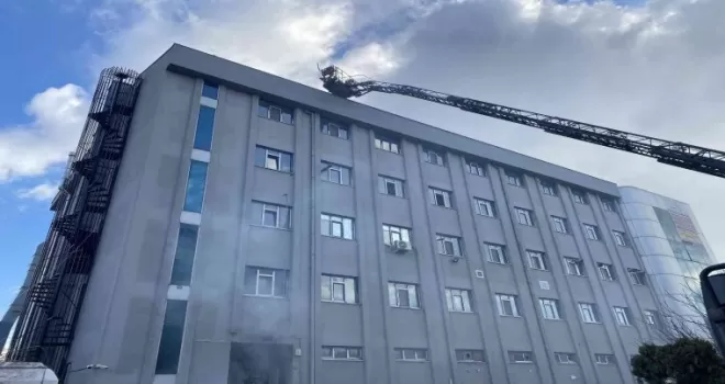 Avcılar’da iş yerinde korkutan yangın
