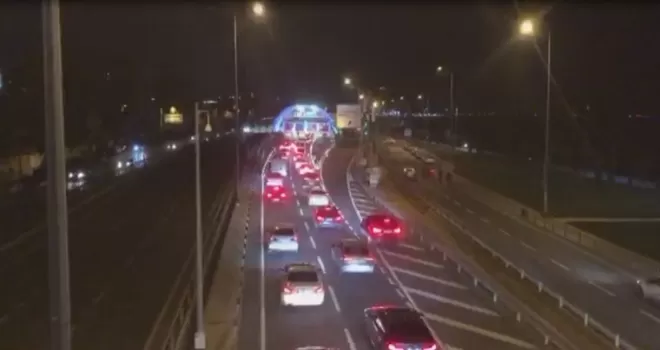 Avrasya Tüneli’nde araç yangını
