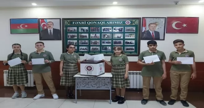 Azeri öğrencilerden Türkiye’ye fidan bağışı

