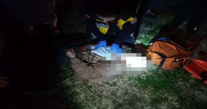 Baba evinin yandığını gören adam kalp krizi geçirerek hayatını kaybetti
