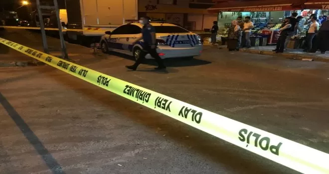 Bağcılar’da silahlı saldırı; 5 yaralı
