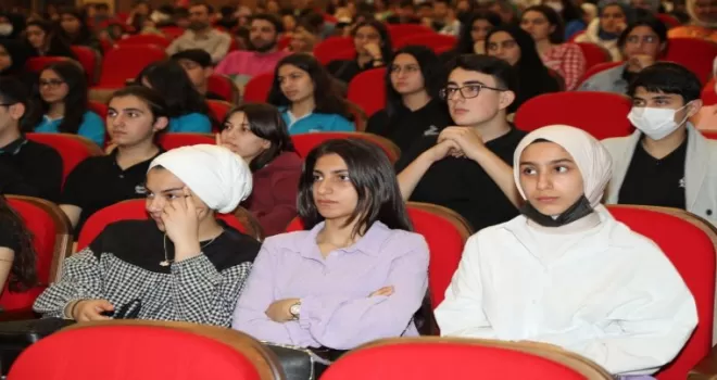 Bağcılar’da "Yaşayan Fikirler Atölyesi" finali yapıldı

