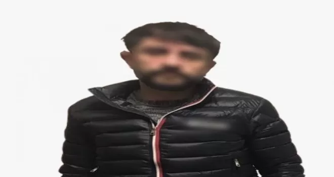 Bağcılar ve Eyüpsultan’da kaçak silah operasyonu: 16 tabanca ele geçirildi
