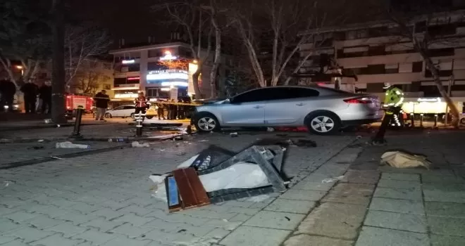 Bağdat Caddesi’nde feci kaza: 1 kişi ağır yaralandı
