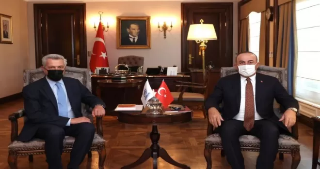Bakan Çavuşoğlu, BM Mülteciler Yüksek Komiseri Grandi ile görüştü
