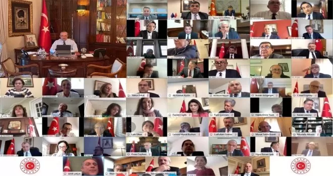 Bakan Çavuşoğlu, büyükelçilerle korona virüsün etkilerini görüştü
