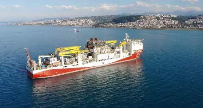 Bakan Dönmez: “Fatih, Karadeniz seferinin ilk durağı Trabzon’a ulaştı”

