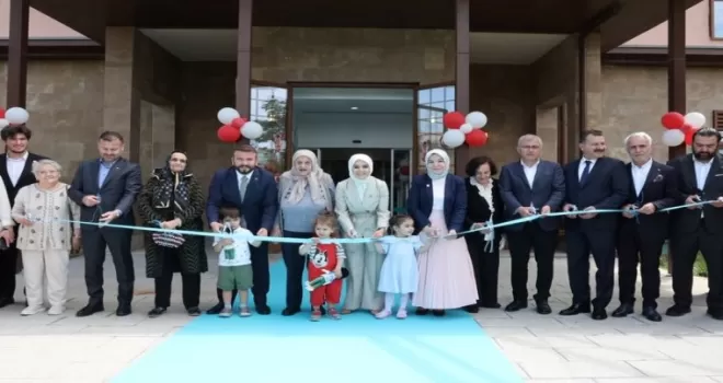 Bakan Göktaş, Darülaceze’de kreş açılışına katıldı
