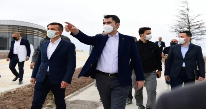 Bakan Kurum’dan Altındağ Belediyesi’ne ziyaret
