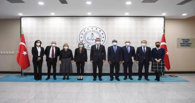 Bakan Özer: "2000’li yıllarda 500 bin olan öğretmen sayısı 1,2 milyona ulaştı"
