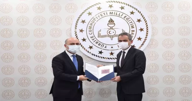 Bakan Özer, Azerbaycanlı mevkidaşı Amrullayev ile görüştü
