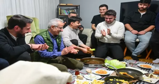 Bakan Uraloğlu Trabzon’da üniversitelilere konuk oldu