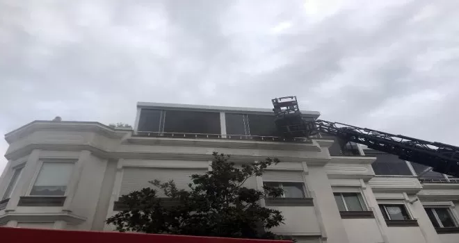 Bakırköy’de patlayan çamaşır makinesi korkuttu
