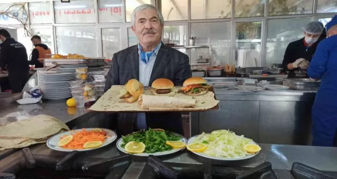 Balıkçı Kenan yarıyıl tatilinde öğrencileri unutmadı
