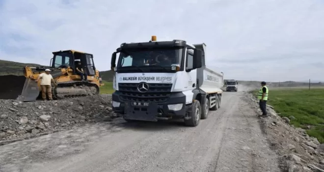 Balıkesir’de tehlikeli yollara neşter