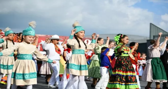 Balıkesir’de Uluslararası Çocuk Festivali coşkusu