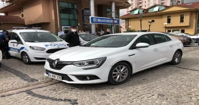 Banka sırasında 70 bin lirası çalındı
