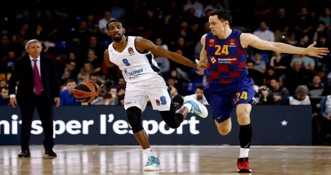 Barcelona, Kuric’in sözleşmesini uzattı
