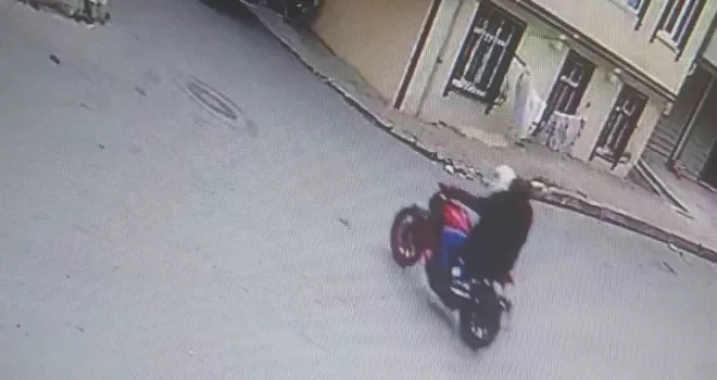 Başakşehir’de midibüs içinde silahlı gasp
