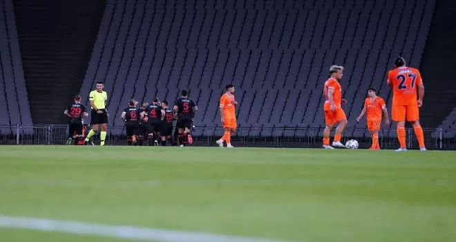 Başakşehir galibiyeti ve golü unuttu
