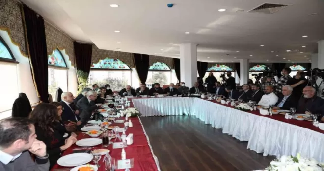 Başkan Altınok basın mensuplarıyla bir araya geldi
