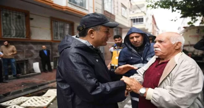 Başkan Bozkurt selzedeleri yalnız bırakmadı
