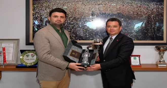 Başkan Erkan Aydın’dan Bursaspor’a tebrik ziyareti