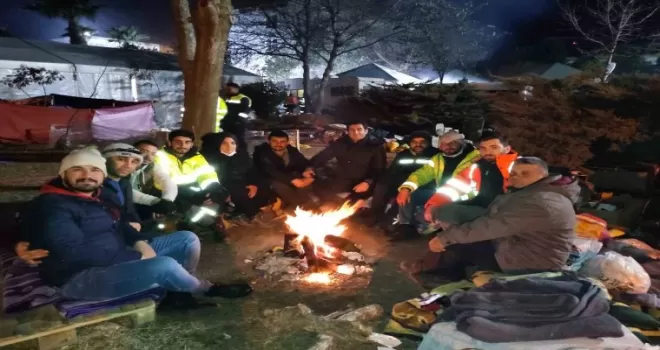 Başkan Güngör deprem bölgesinde
