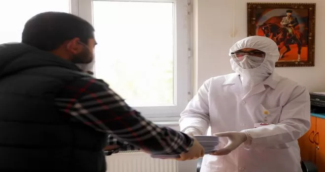 Başkan Murat Ercan’dan fedakar sağlık çalışanlarına mektup
