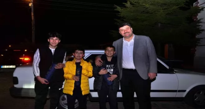 Başkan Oğuz iftarda gönül sofralarına misafir oluyor
