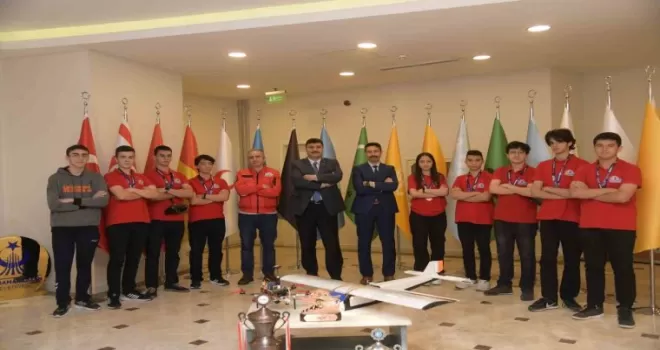 Başkan Oğuz TEKNOFEST’in kahramanlarını ağırladı
