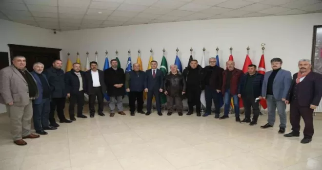 Başkan Ramazan Şimşek hemşehri derneklerine projelerini anlattı
