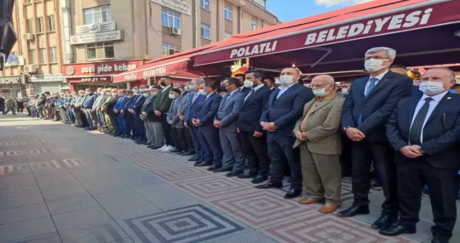 Başkan Yıldızkaya’nın Annesi toprağa verildi
