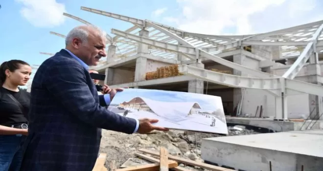 Başkan Zorluoğlu çalışmaları basın mensuplarıyla inceledi