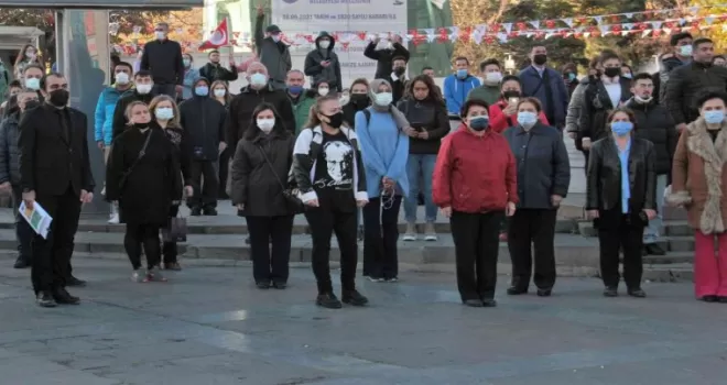 Başkent’te 09.05’te hayat durdu

