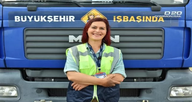 Başkent’te ağır araçların direksiyonu kadınlara emanet
