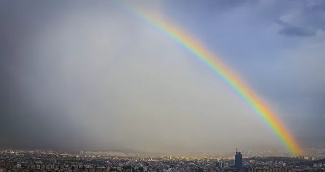 Başkent’te gökkuşağı görsel bir şölen oluşturdu
